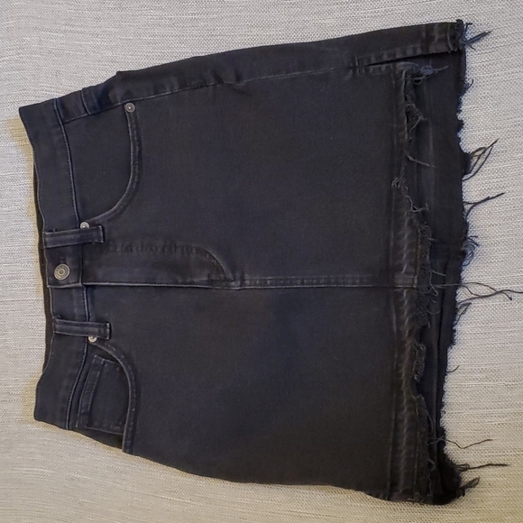 MADEWELL Stepped Hem Raw Edge Denim Skirt 00 - Picture 2 of 4